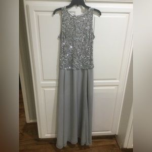 J KARA Formal gown, with scarf size 10 embellish bodice with sequined & beads